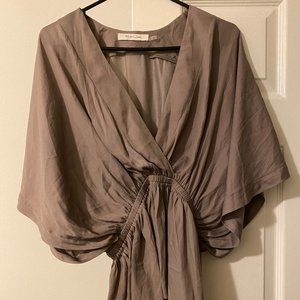 Mustard Seed Gray Top